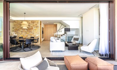 Obra nueva - Villa -
Benahavís