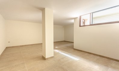 Obra nueva - Villa -
Benahavís