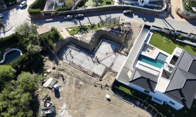 Obra nueva - Villa -
Marbella