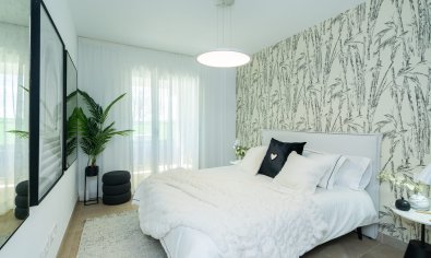Obra nueva - Apartamento / piso -
Estepona