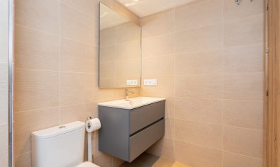 Obra nueva - Apartamento / piso -
Estepona