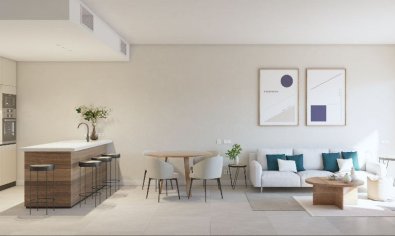 Comfortabele bungalow met tuin en solarium nabij zee in Torrevieja, 2 slaapkamers