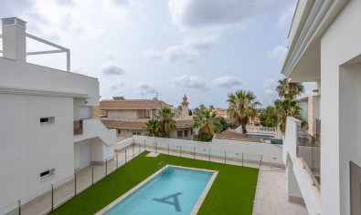 Reventa - Apartamento / piso -
San Miguel de Salinas - Blue Lagoon