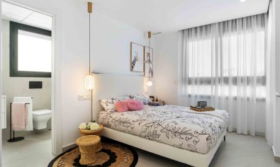 Luxe villa met privézwembad en solarium in Rojales nabij golf en zee