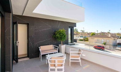 Luxe villa met privézwembad en solarium in Rojales nabij golf en zee