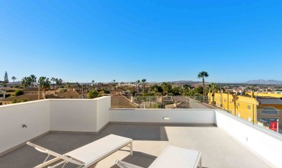 Luxe villa met privézwembad en solarium in Rojales nabij golf en zee