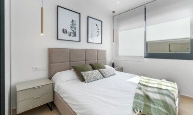 Obra nueva - Bungalow - Jardín -
Torrevieja