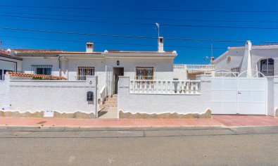 Resale - Villa -
Ciudad Quesada