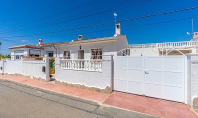 Resale - Villa -
Ciudad Quesada