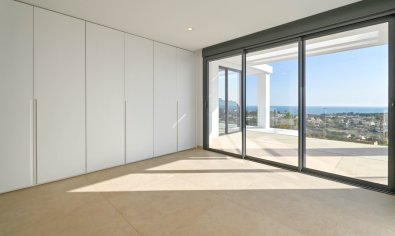 Obra nueva - Villa -
Calpe