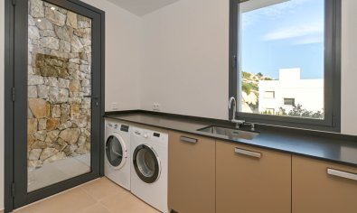 Obra nueva - Villa -
Calpe