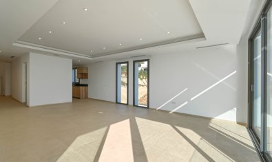 Obra nueva - Villa -
Calpe