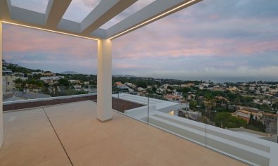 Obra nueva - Villa -
Calpe