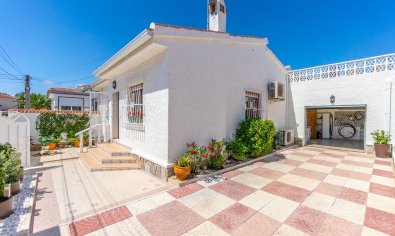 Resale - Villa -
Ciudad Quesada