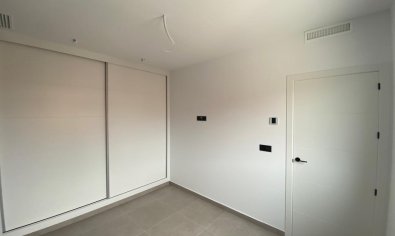 Obra nueva - Villa -
Los Alcazares - Los Alcázares