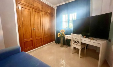 Reventa - Apartamento / piso -
Cabo Roig