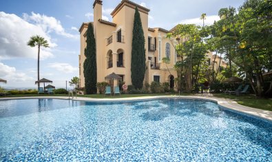 Obra nueva - Ático -
Benahavís