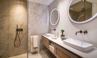 Obra nueva - Ático -
Benahavís