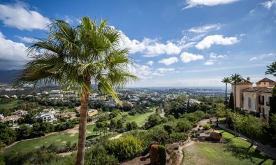 Obra nueva - Ático -
Benahavís