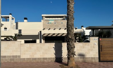 Resale - Villa -
Ciudad Quesada