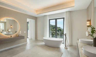 Nieuwbouw Woningen - Villa -
Benahavís