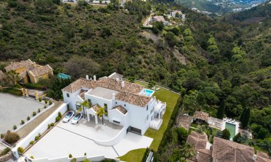 Nieuwbouw Woningen - Villa -
Benahavís