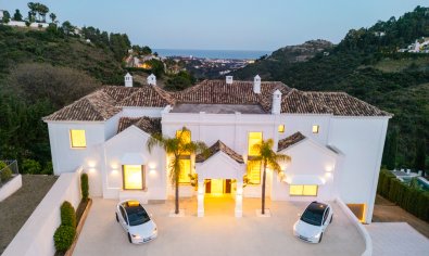 Nieuwbouw Woningen - Villa -
Benahavís