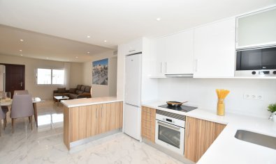 Obra nueva - Bungalow - Jardín -
San Miguel de Salinas