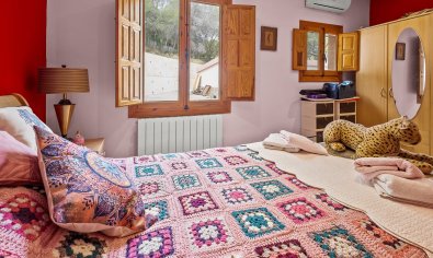 Resale - Finca -
Torremendo