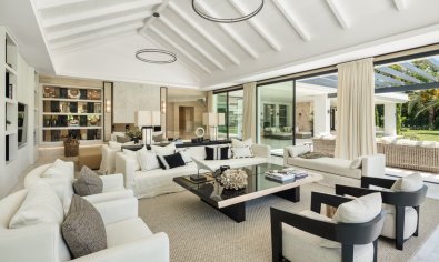 Obra nueva - Villa -
Marbella