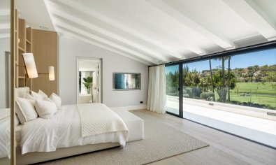 Obra nueva - Villa -
Marbella