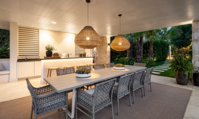 Obra nueva - Villa -
Marbella