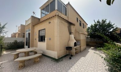 Bestaande bouw - Herenhuis -
Torrevieja - La Siesta