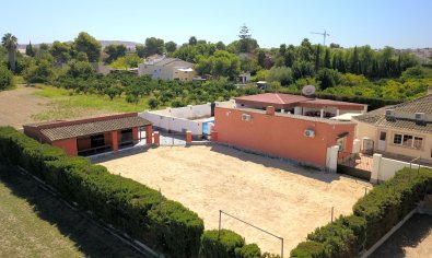 Bestaande bouw - Finca -
Heredades - Heradades