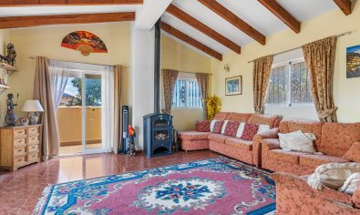 Luxe villa met privézwembad en tuin in Vistabella, nabij Jacarilla, Costa Blanca
