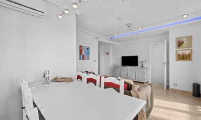 Bestaande bouw - Appartement -
Torrevieja - Punta Prima