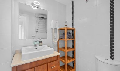 Bestaande bouw - Appartement -
Torrevieja - Punta Prima