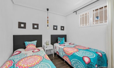 Bestaande bouw - Appartement -
Torrevieja - Punta Prima