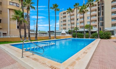 Bestaande bouw - Appartement -
Torrevieja - Punta Prima