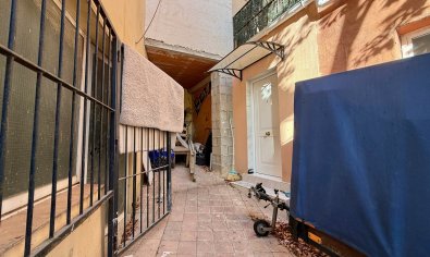 Resale - Apartment -
San Miguel de Salinas