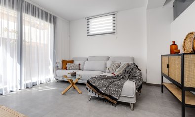 Nieuwbouw Woningen - Villa -
La Mata