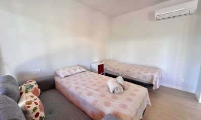 Reventa - Apartamento / piso -
Villamartín - Villamartin