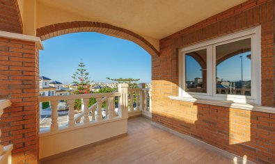 Bestaande bouw - Villa -
Cuidad Quesada