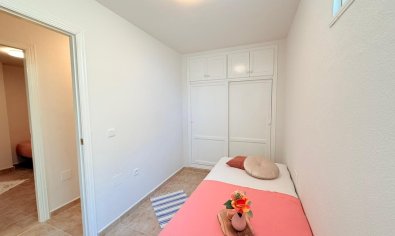 Ruime gerenoveerde 'maite' woning met 4 slaapkamers en gemeenschappelijk zwembad in Benijofar