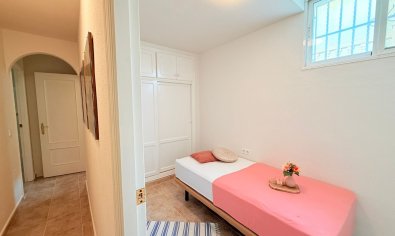 Ruime gerenoveerde 'maite' woning met 4 slaapkamers en gemeenschappelijk zwembad in Benijofar