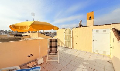 Ruime gerenoveerde 'maite' woning met 4 slaapkamers en gemeenschappelijk zwembad in Benijofar