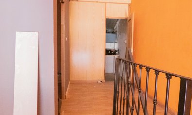 Resale - Commercial -
Algorfa