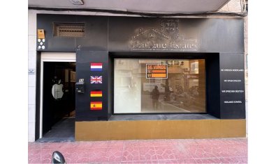 Bestaande bouw - Commercieel -
Guardamar del Segura