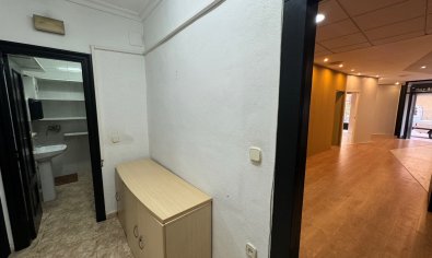 Bestaande bouw - Commercieel -
Guardamar del Segura