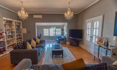 Reventa - Villa -
Las Heredades - Heredades